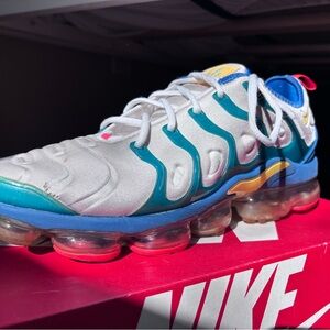 Nike Air VaporMax Plus White Blue Teal Yellow
